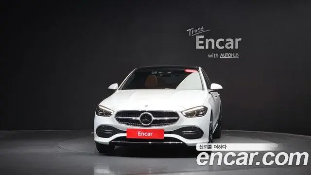 Mercedes-Benz C-Class 2026 — Фото 3/20