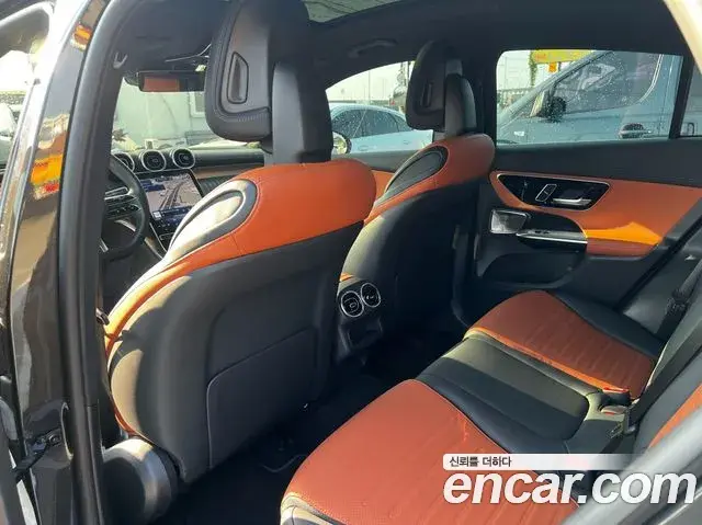 Mercedes-Benz GLC-Class 2024 — ფოტო 17/20