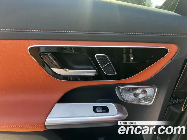 Mercedes-Benz GLC-Class 2024 — ფოტო 18/20