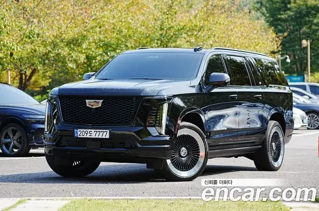 Cadillac Escalade 2025 — Photo 13/20