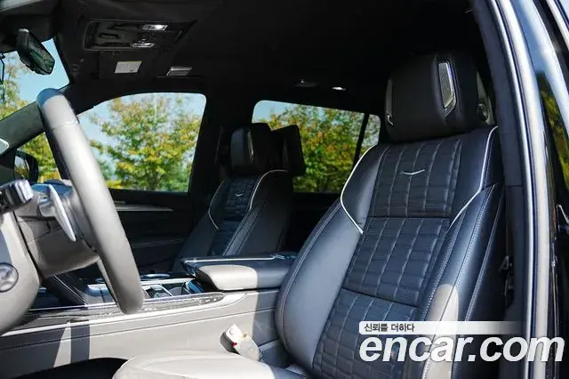 Cadillac Escalade 2025 — Photo 5/20