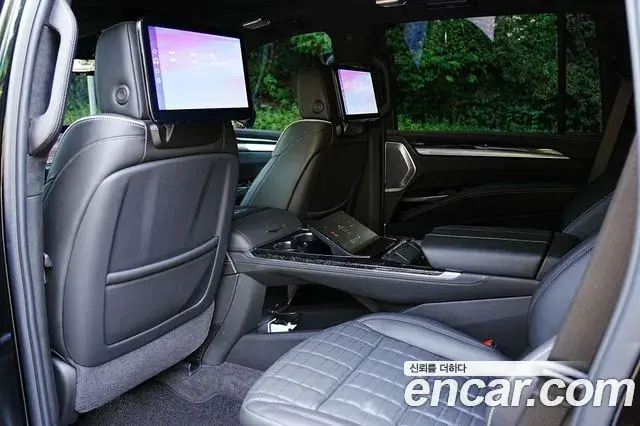 Cadillac Escalade 2025 — Photo 3/20