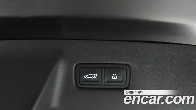 Hyundai Santa Fe 2025 — Şəkil 16/20