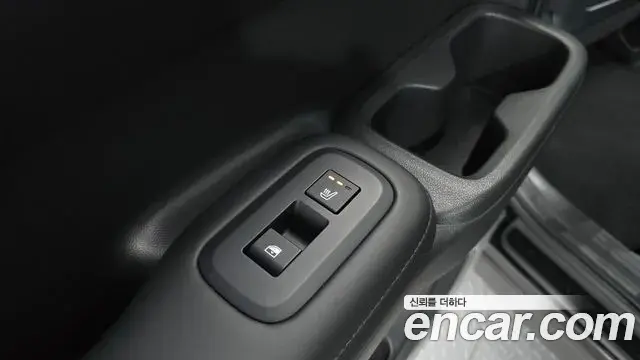 Hyundai Santa Fe 2025 — Şəkil 18/20