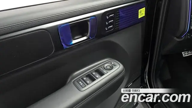Hyundai Santa Fe 2025 — Şəkil 19/20
