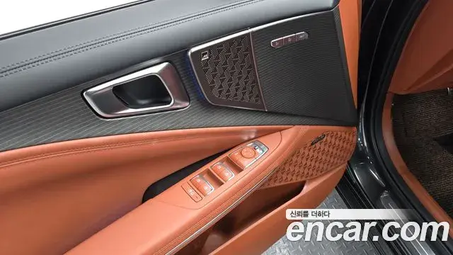 Kia K8 2025 — Photo 8/32