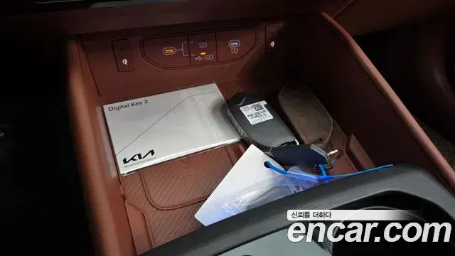 Kia K8 2025 — Photo 24/32