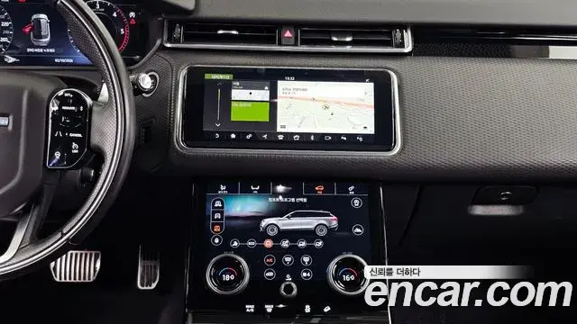 Land Rover Range Rover Velar 2019 — Şəkil 23/33