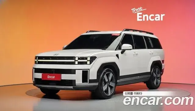 Hyundai Santa Fe 2023 — ფოტო 1/20