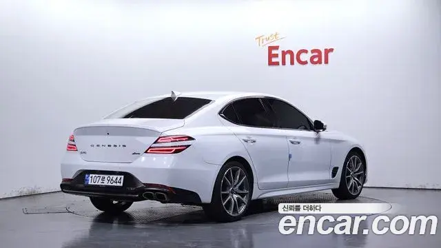 Genesis G70 2022 — ფოტო 12/30