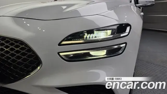 Genesis G70 2022 — ფოტო 25/30
