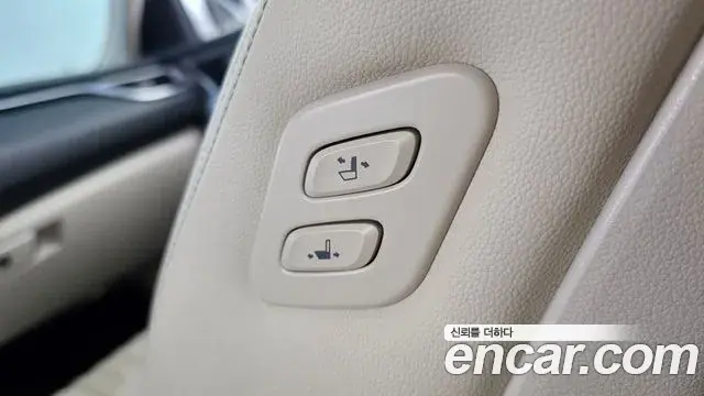 Genesis G70 2022 — ფოტო 26/30