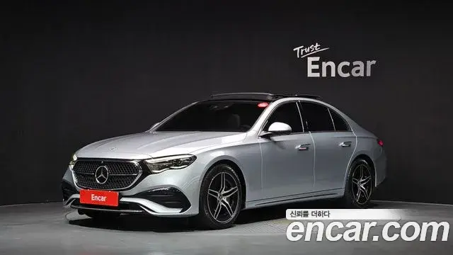 Mercedes-Benz E-Class 2024 — Фото 10/20