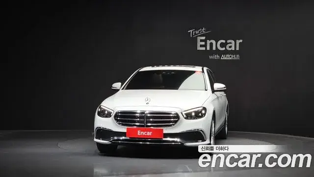 Mercedes-Benz E-Class 2021 — Фото 3/20