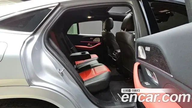 Mercedes-Benz GLE-Class 2023 — Фото 12/20