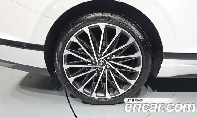 Hyundai Grandeur 2024 — ფოტო 5/20