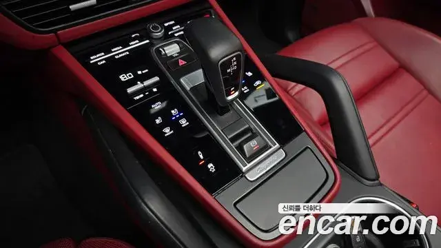 Porsche Cayenne 2021 — Фото 9/20