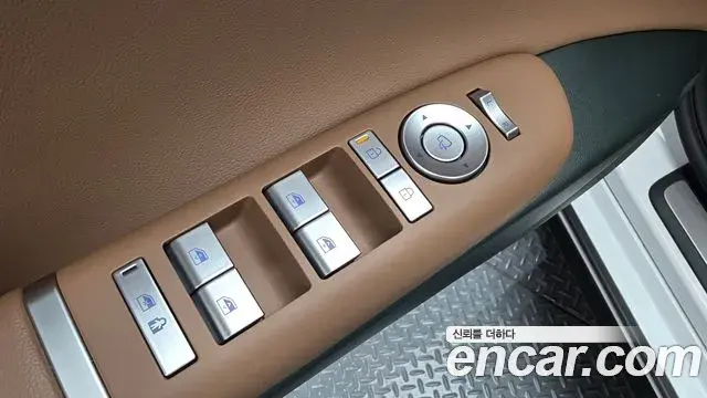 Hyundai Grandeur 2023 — Şəkil 19/20