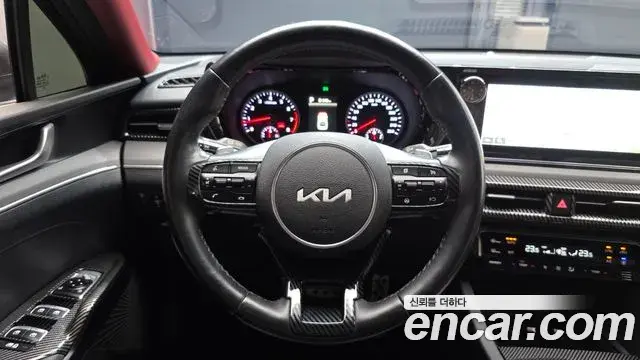 Kia K5 2021 — Фото 12/20