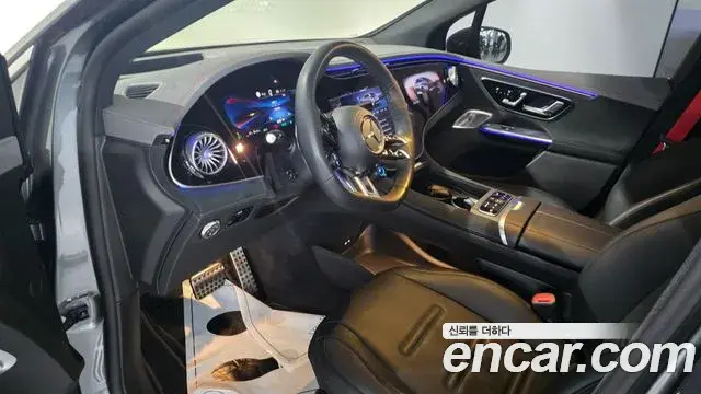 Mercedes-Benz EQE SUV 2024 — Photo 13/20