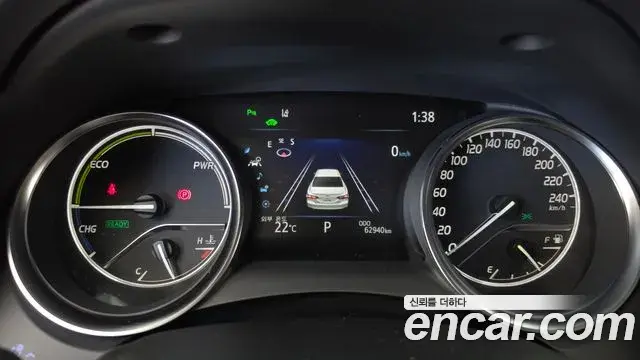Toyota Camry 2018 — Photo 20/33