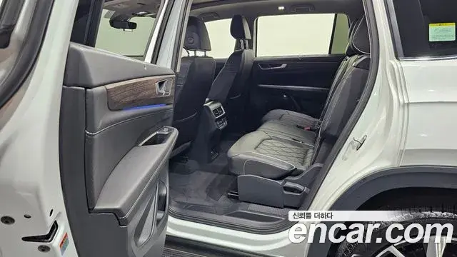 Volkswagen Atlas 2025 — ფოტო 29/31