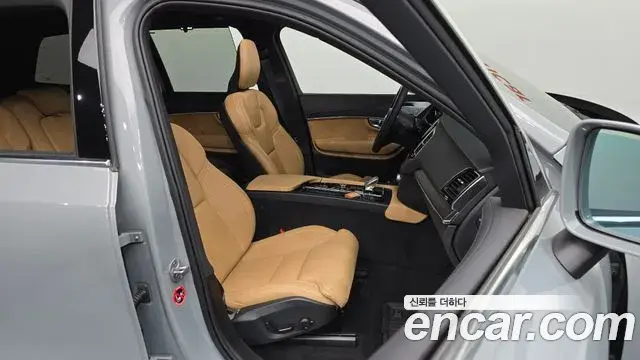 Volvo XC90 2023 — ფოტო 15/30