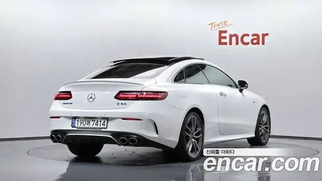 Mercedes-Benz E-Class 2021 — Фото 2/20