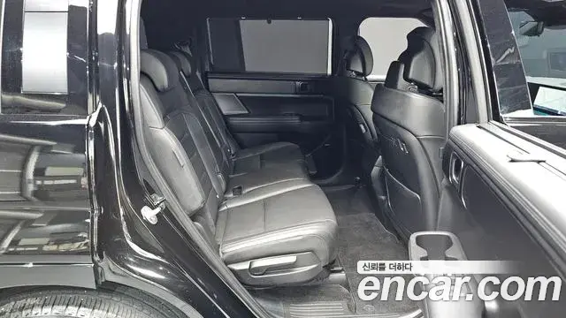 Hyundai Santa Fe 2024 — Фото 11/20