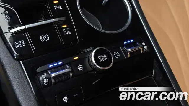 Kia K5 2022 — ფოტო 4/32
