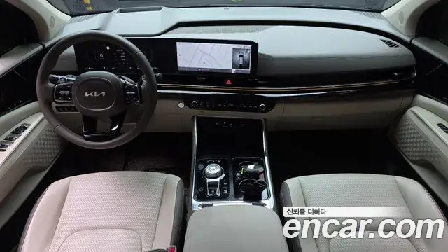Kia Carnival 2023 — Photo 28/35