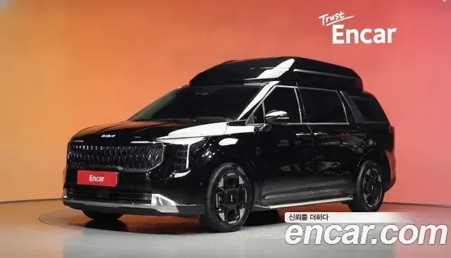 Kia Carnival 2023 — Photo 3/35