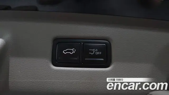 Kia Carnival 2023 — Photo 26/35