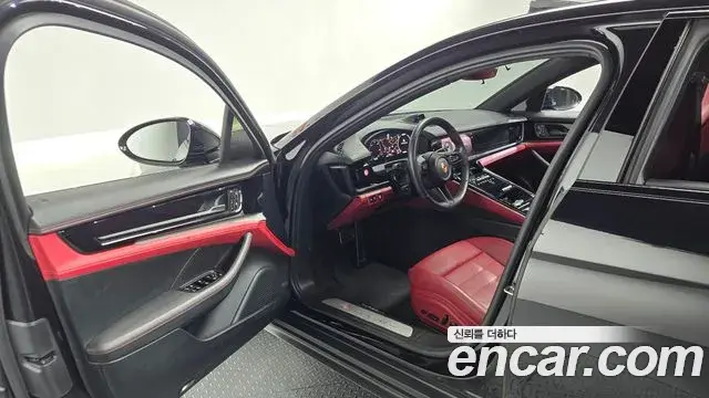 Porsche Panamera 2024 — ფოტო 8/20