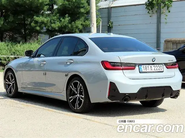 BMW 3 Series 2025 — Photo 2/20