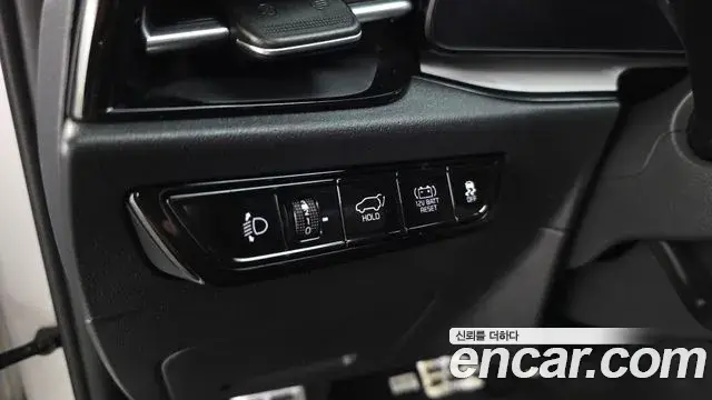Kia Niro 2024 — ფოტო 22/31