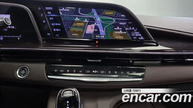 Cadillac Escalade 2024 — ფოტო 11/20