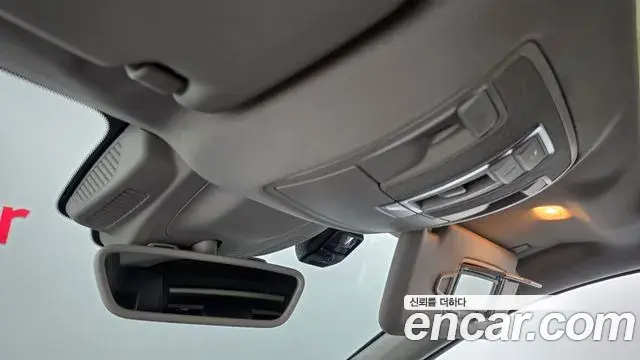 Mercedes-Benz GLE-Class 2018 — ფოტო 26/31