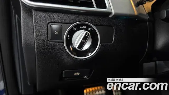 Mercedes-Benz GLE-Class 2018 — ფოტო 7/31