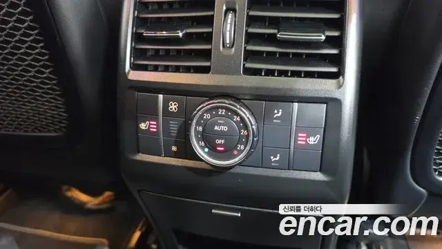 Mercedes-Benz GLE-Class 2018 — ფოტო 31/31