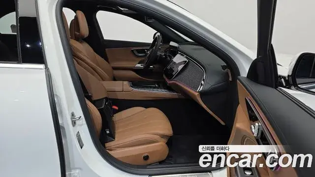 Mercedes-Benz E-Class 2026 — Фото 11/20