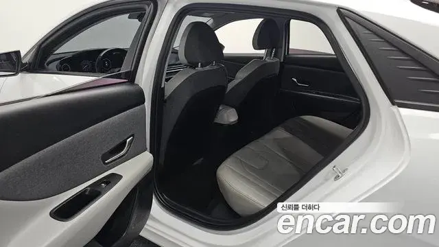 Hyundai Avante 2020 — Фото 12/20