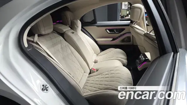 Mercedes-Benz S-Class 2023 — Фото 12/20