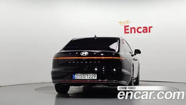 Hyundai Grandeur 2023 — Photo 4/20