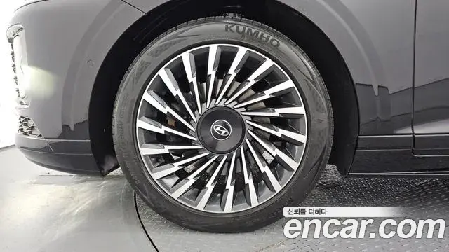 Hyundai Grandeur 2023 — Photo 5/20