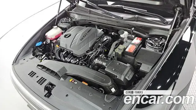 Hyundai Grandeur 2023 — Photo 6/20