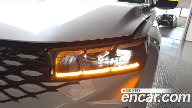 Renault Samsung Grand Koleos 2025 — Photo 34/37
