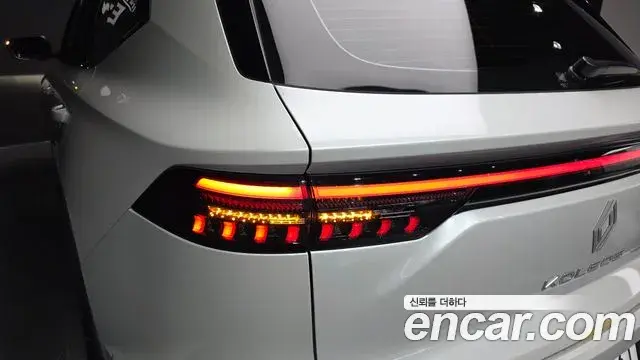 Renault Samsung Grand Koleos 2025 — Photo 20/37