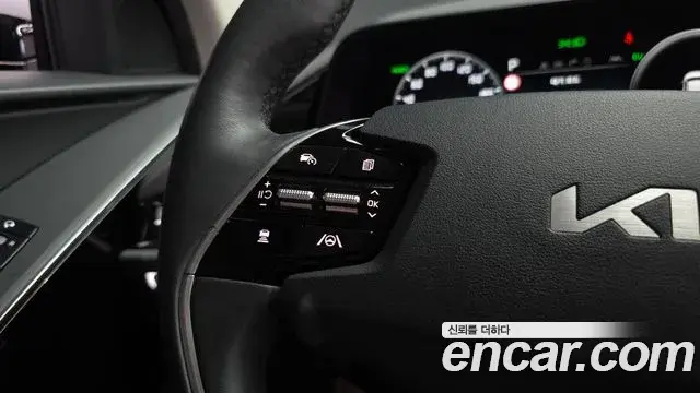 Kia Niro 2022 — Şəkil 16/35