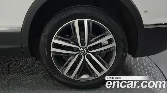 Volkswagen Tiguan Allspace 2023 — Şəkil 14/36